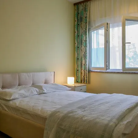 Villa Gold Royal